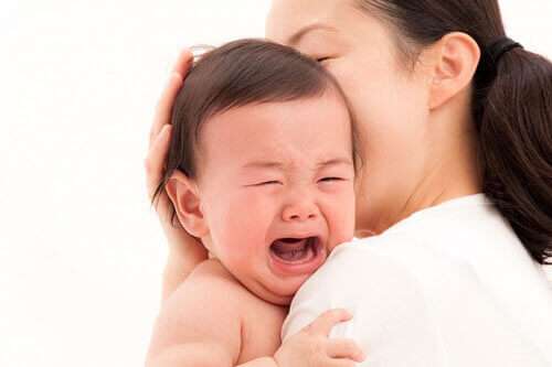 12 lý do khiến trẻ quấy khóc mẹ nên biết 5