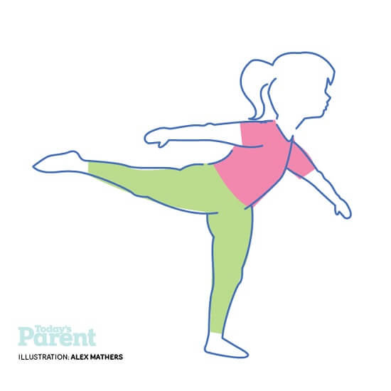 6 động tác yoga vừa dễ tập vừa tăng cường sức khỏe và sức dẻo dai cho bé yêu 9