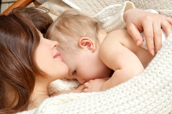 9 điều những người lần đầu tiên nuôi con bằng sữa mẹ nhất thiết phải biết 10