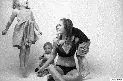Bộ ảnh khắc họa chân thật hình ảnh cơ thể người mẹ sau sinh 17