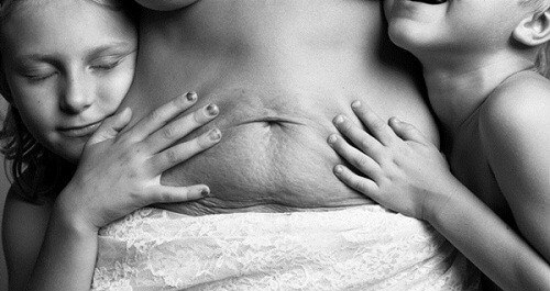 Bộ ảnh khắc họa chân thật hình ảnh cơ thể người mẹ sau sinh 19