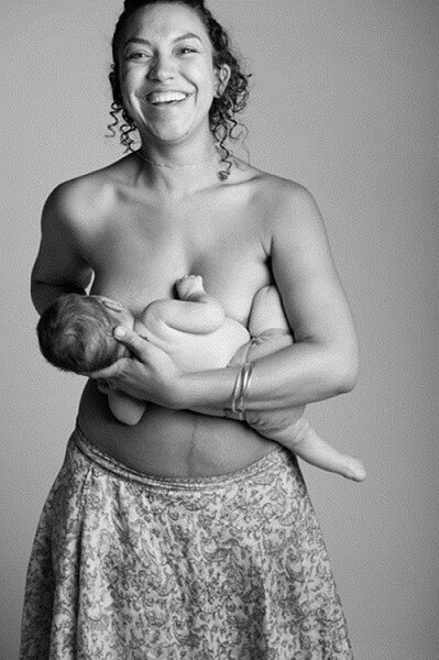 Bộ ảnh khắc họa chân thật hình ảnh cơ thể người mẹ sau sinh 21