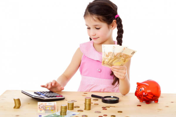 Cách bố mẹ Anh, Mỹ dạy con về tiền theo độ tuổi 5
