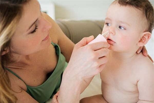 Cách chăm sóc, phòng tránh và đối phó với các bệnh do vi rút gây ra ở trẻ em