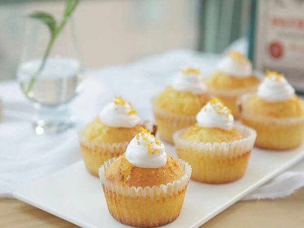 Cách làm bánh cupcake cam vàng thơm ngon miễn chê 25