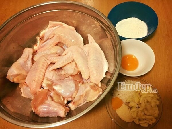 Cánh gà chiên tỏi ớt thơm nức căn bếp nhỏ 16