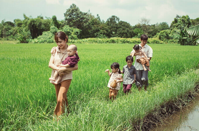 Gia đình Lý Hải - Minh Hà hóa nông dân thứ thiệt 28