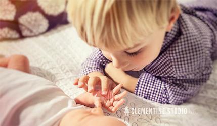Gợi ý 5 cách chụp ảnh trẻ sơ sinh cảm động nhất 9