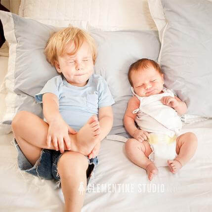 Gợi ý 5 cách chụp ảnh trẻ sơ sinh cảm động nhất 11