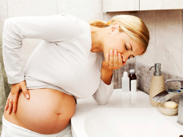 Mẹ bầu ốm nghén ảnh hưởng thế nào đến thai nhi? 4