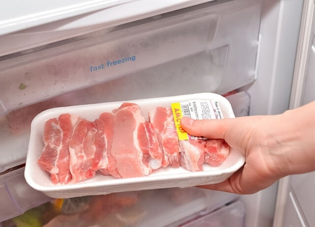 bảo quản thịt tươi ngon trong tủ lạnh