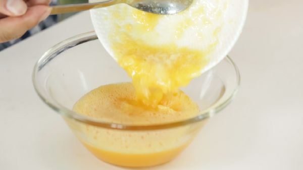 Ngày đông thử làm món trứng hấp cam thơm ngon đãi cả nhà 19