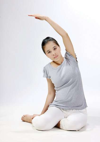 nhung-dong-tac-tap-yoga-co-ban-khi-mang-thai 3