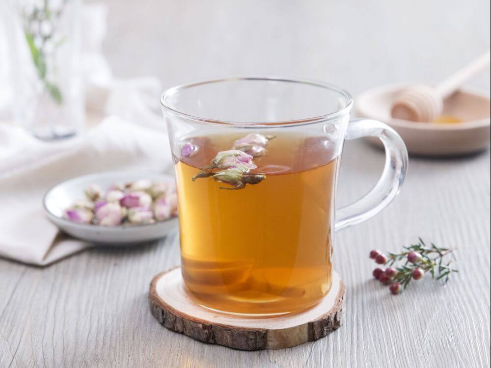 Pha trà gừng, mật ong, hoa hồng chuẩn vị phòng chống cảm lạnh 12