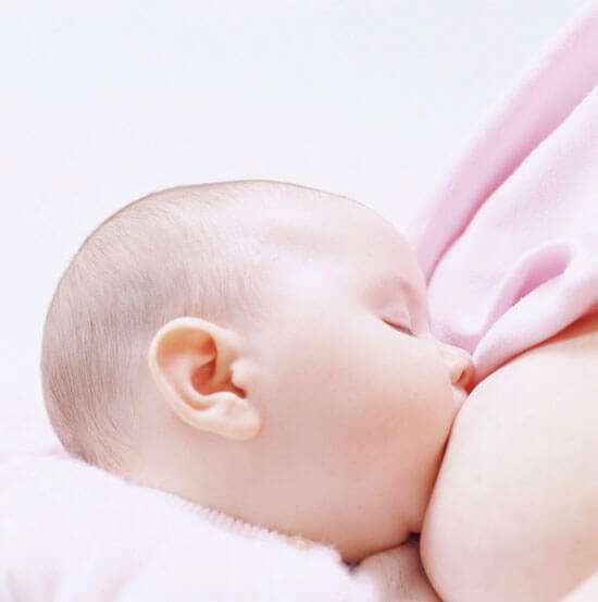 sữa non liều vắc-xin cho bé