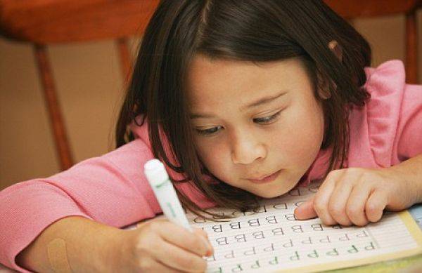 Tại sao phải rèn luyện kỹ năng viết cho trẻ càng sớm càng tốt? 8