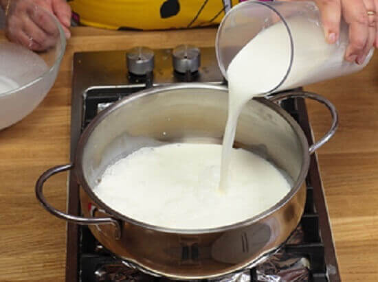Cách làm bánh flan bằng sữa tươi 1