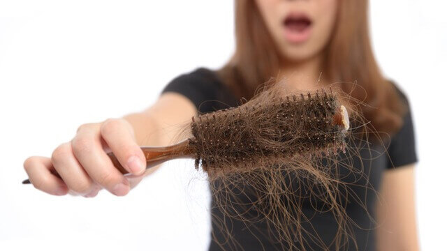 nguyên nhân gây rụng tóc ở nữ giới 
