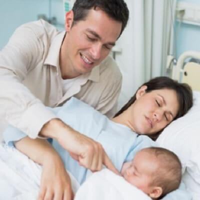 Chồng làm được 9 điều này, vợ sẽ thoát khỏi trầm cảm sau sinh 3