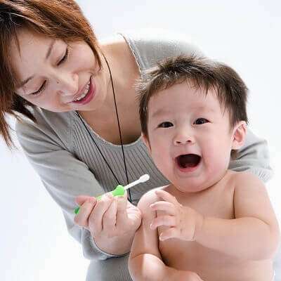 Chế độ dinh dưỡng cho bé chậm mọc răng 2