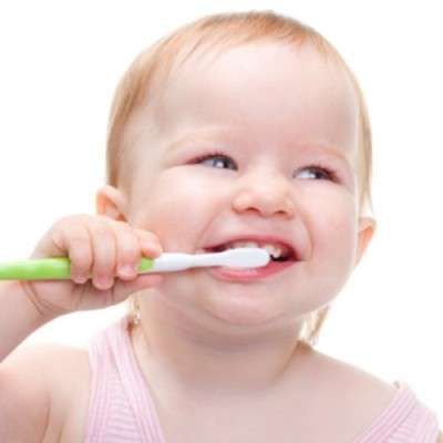 6 "chiêu" chăm sóc răng miệng cho bé 2