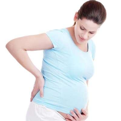 8 bí quyết giúp bầu tránh đau lưng thai kì 9