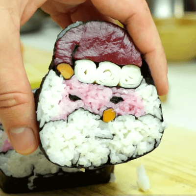 Trổ tài làm món Sushi hình ông già Noel ngộ nghĩnh cho bé 9