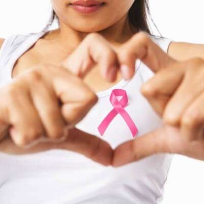 Các bước tự khám để sớm nhận ra bệnh ung thư vú 2
