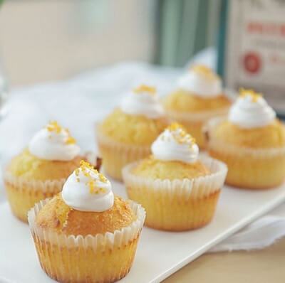 Cách làm bánh cupcake cam vàng thơm ngon miễn chê 1