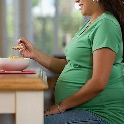 Chế độ ăn uống cho bà bầu thừa cân kiểm soát tốt cân nặng 2