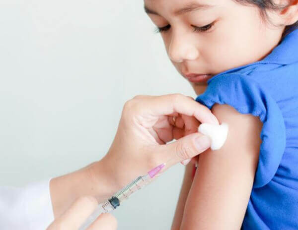 tiêm vắc xin Covid-19 cho trẻ em