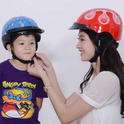 Vì sao nên đội mũ bảo hiểm cho con? 4