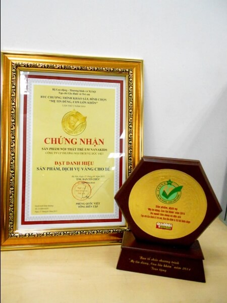 NANAKIDS vinh dự nhận giải thưởng "Sản phẩm - Dịch vụ vàng 2014" 11