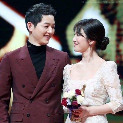 Song Hye Kyo và Song Joong Ki tuyên bố kết hôn vào tháng 10 10