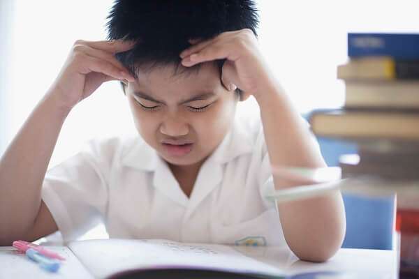 Phòng ngừa con bị stress 33 Be yeu cung stress