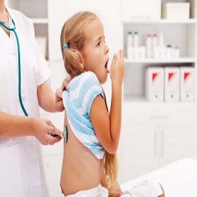 Đề phòng bệnh viêm phổi ở trẻ nhỏ mùa nóng 2