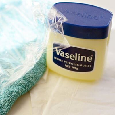 Cách trị mụn đầu đen bằng vaseline hiệu quả tức thì 5