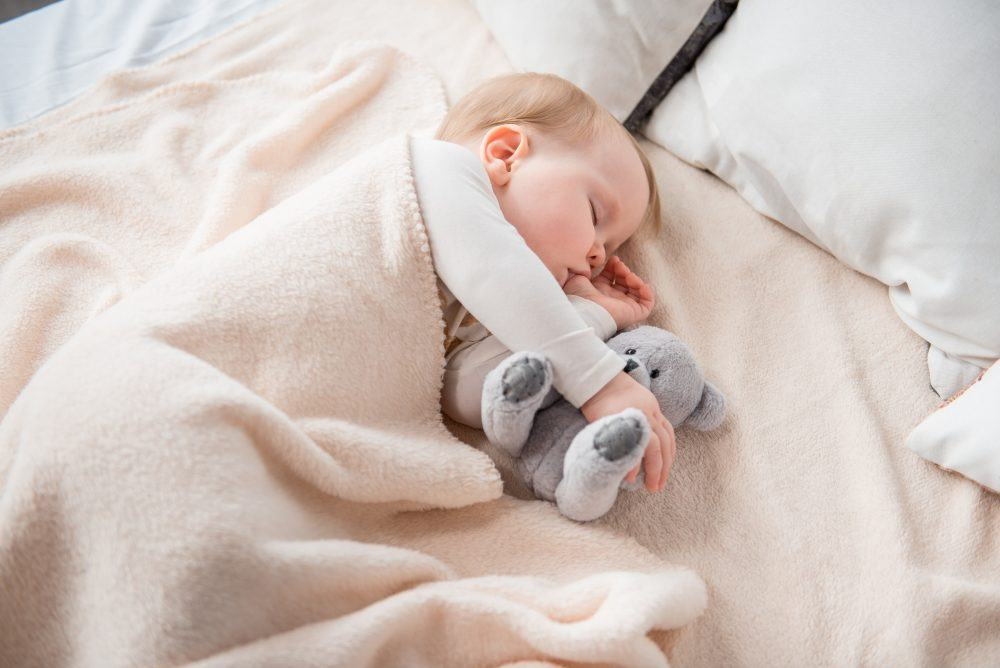 Dấu hiệu bất thường của trẻ sơ sinh khi ngủ