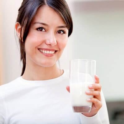Phụ nữ sau sinh nên uống sữa gì để nhanh hồi phục? 2