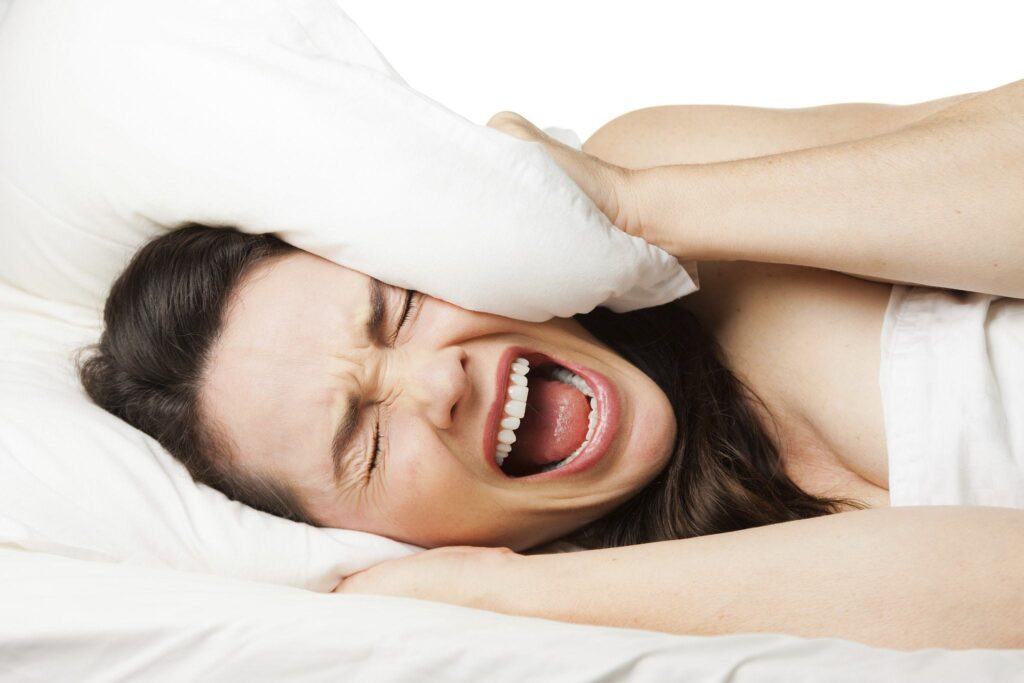 Kiêng cữ sau sinh: 20 điều mẹ cần tránh để không hối hận khi về già 3