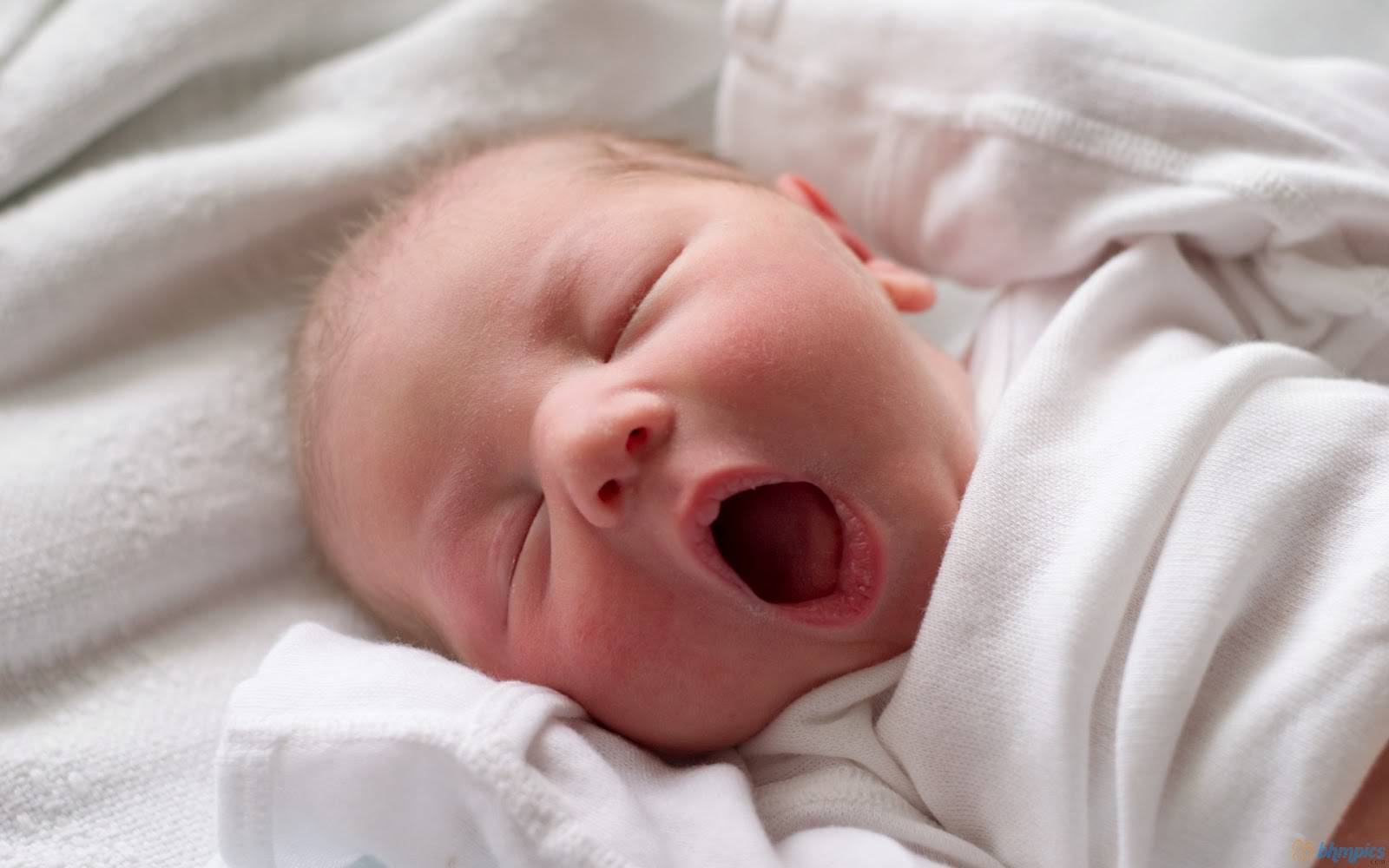 Mẹo dân gian chữa rướn ở trẻ sơ sinh giúp bé ngủ sâu giấc, hết khóc đêm 8