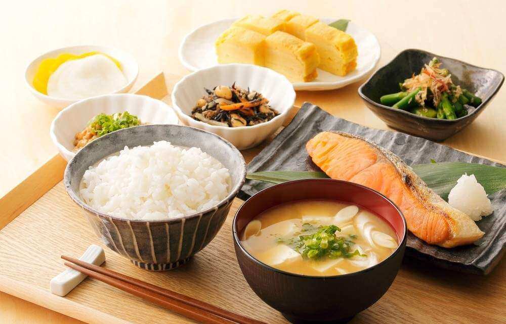 Bật mí chế độ ăn uống lành mạnh giúp giữ dáng chuẩn của phụ nữ Nhật 1