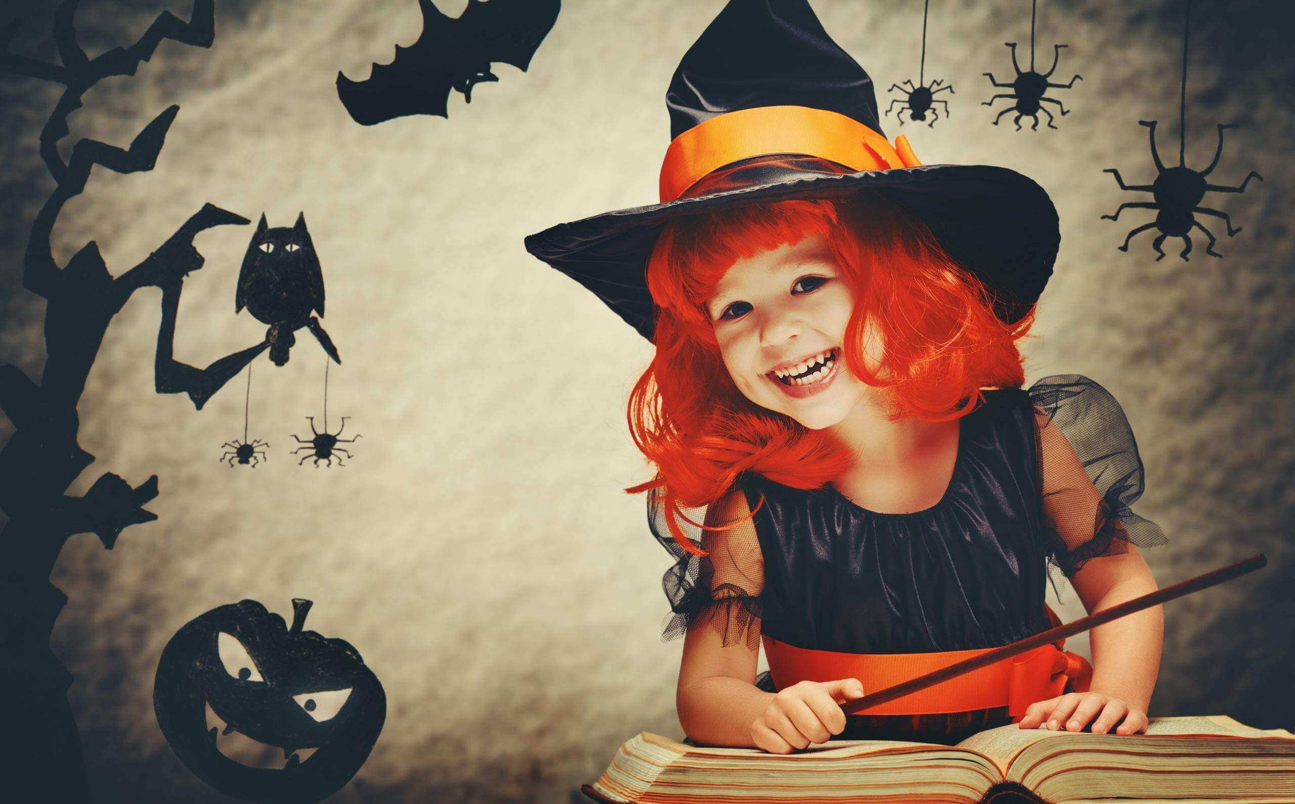 trang phục halloween cho bé gái