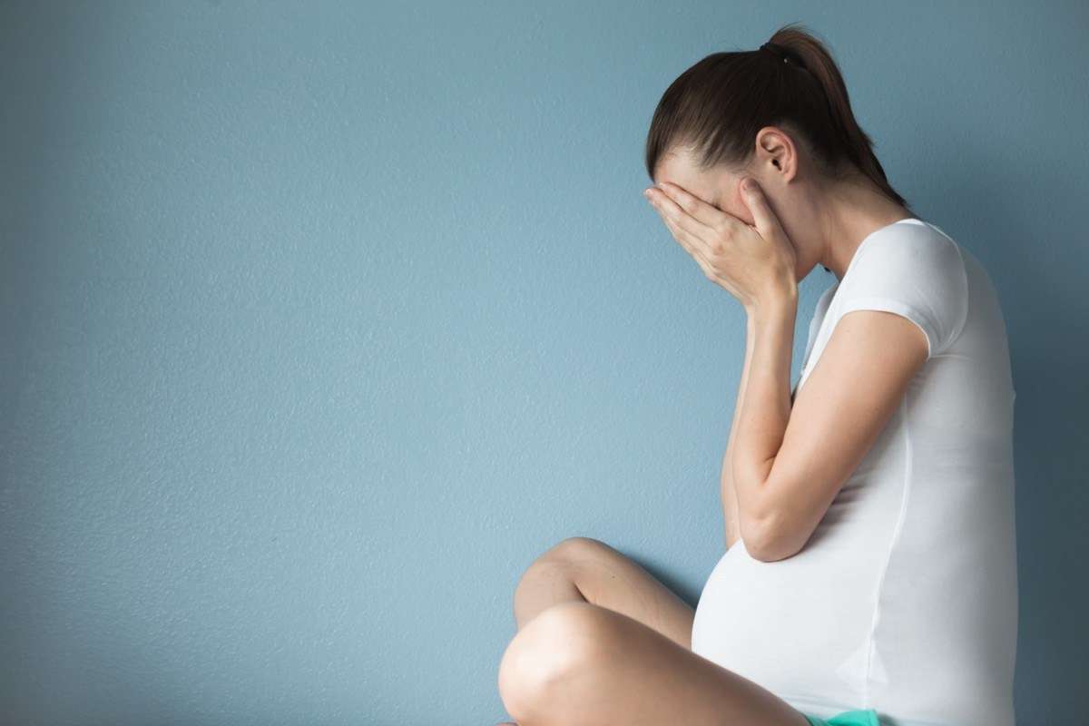 phụ nữ thường dễ khóc trong suốt thai kỳ