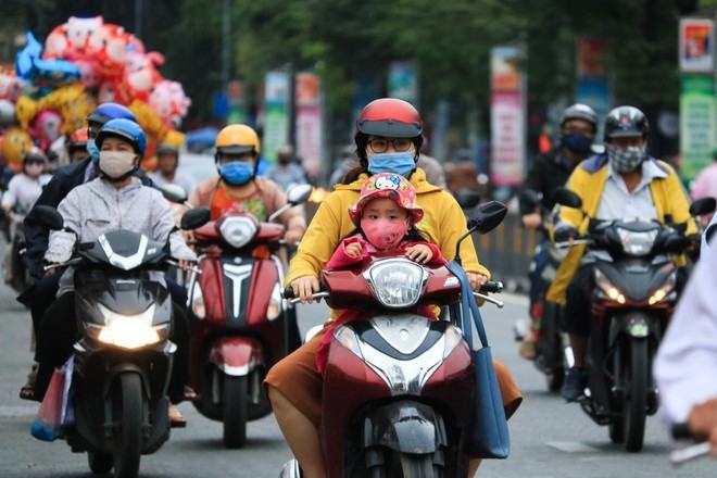 Hôm nay, người Sài Gòn có thể đón cái lạnh dưới 20 độ, thấp hơn kỷ lục 2020 24 Hôm nay, người Sài Gòn có thể đón cái lạnh dưới 20 độ, thấp hơn kỷ lục 2020 10