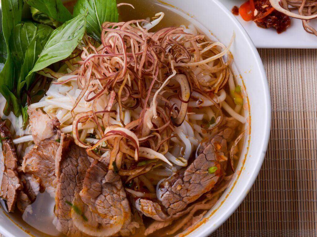 cách nấu bún bò Huế