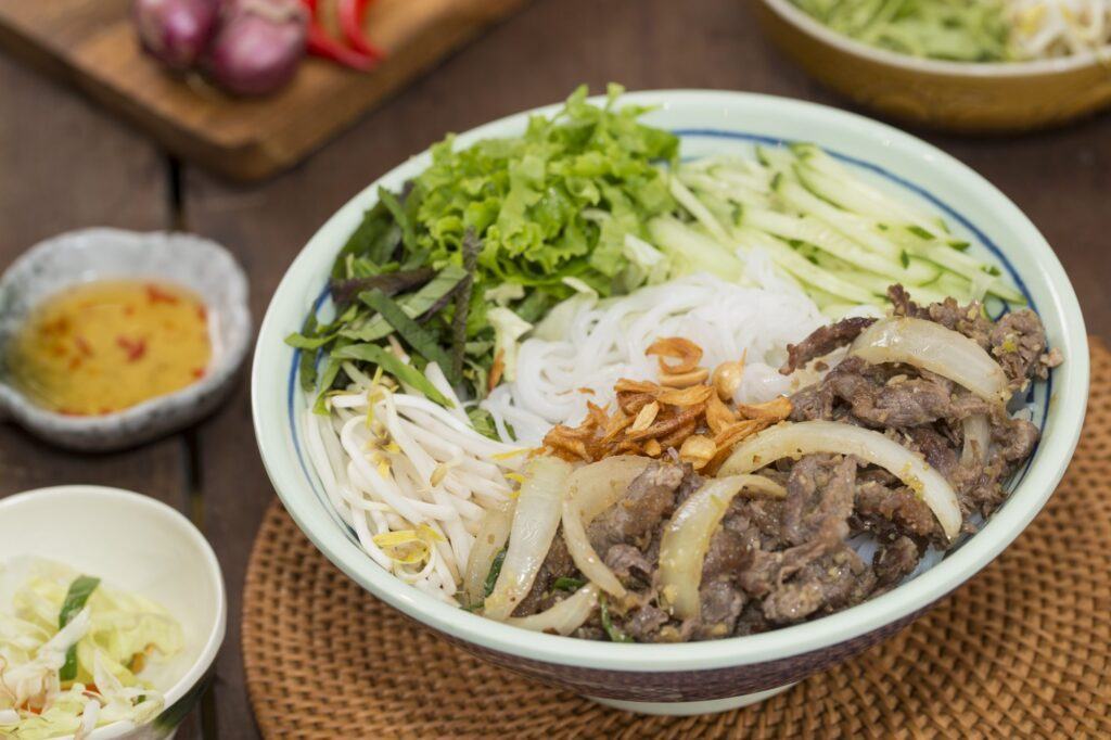 làm bún thịt xào