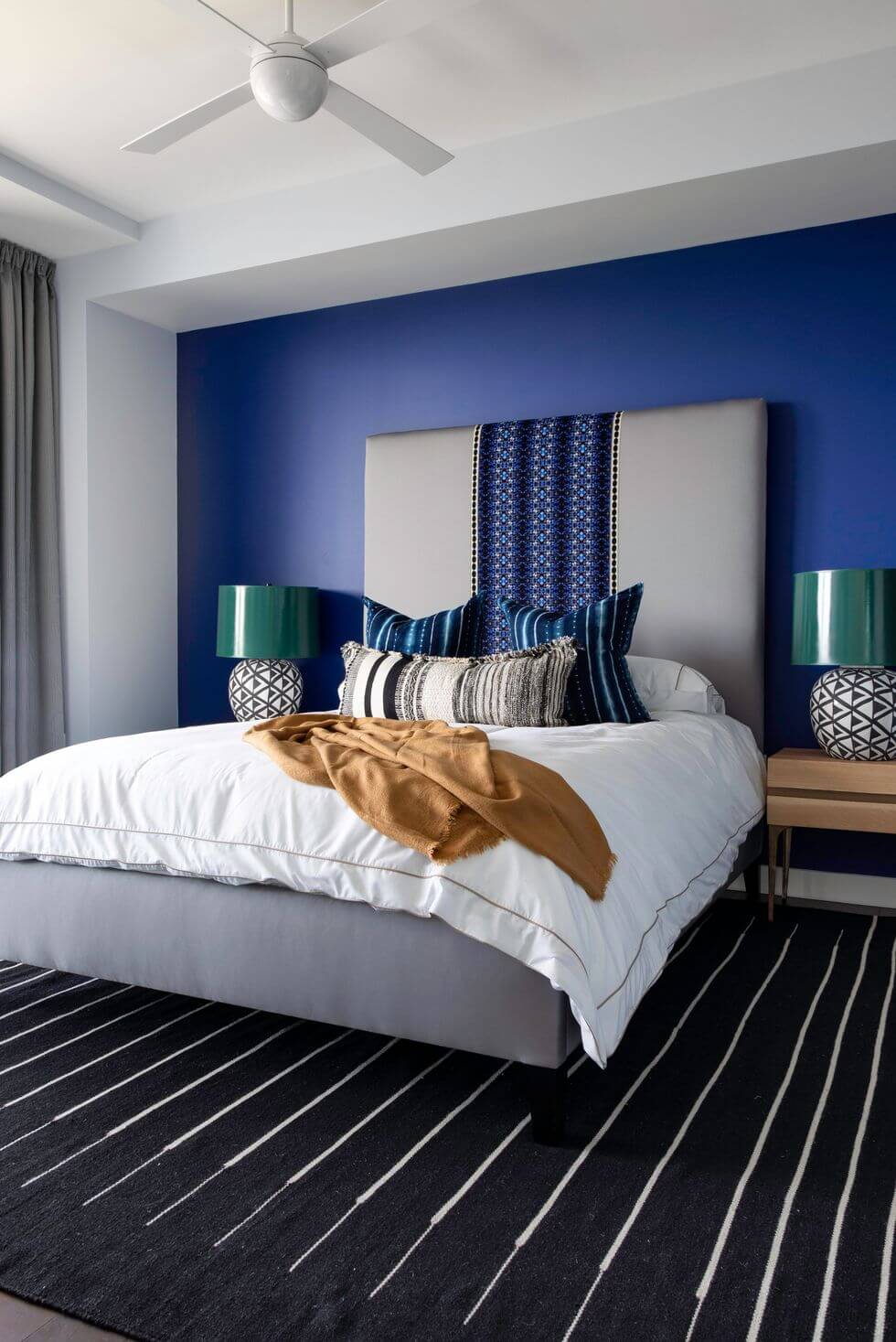 Trang trí phòng ngủ màu xanh dương như thế nào cho bắt mắt? 46