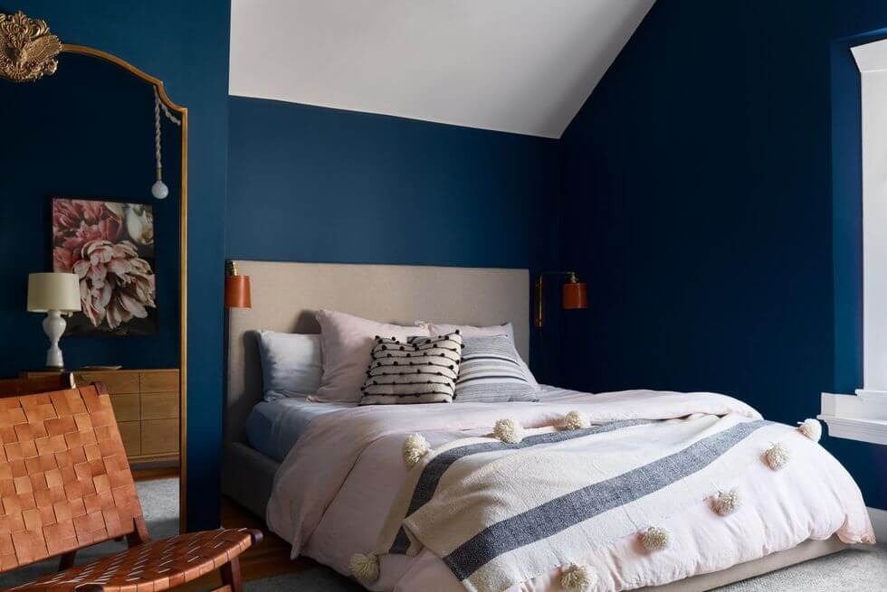Trang trí phòng ngủ màu xanh dương như thế nào cho bắt mắt? 52