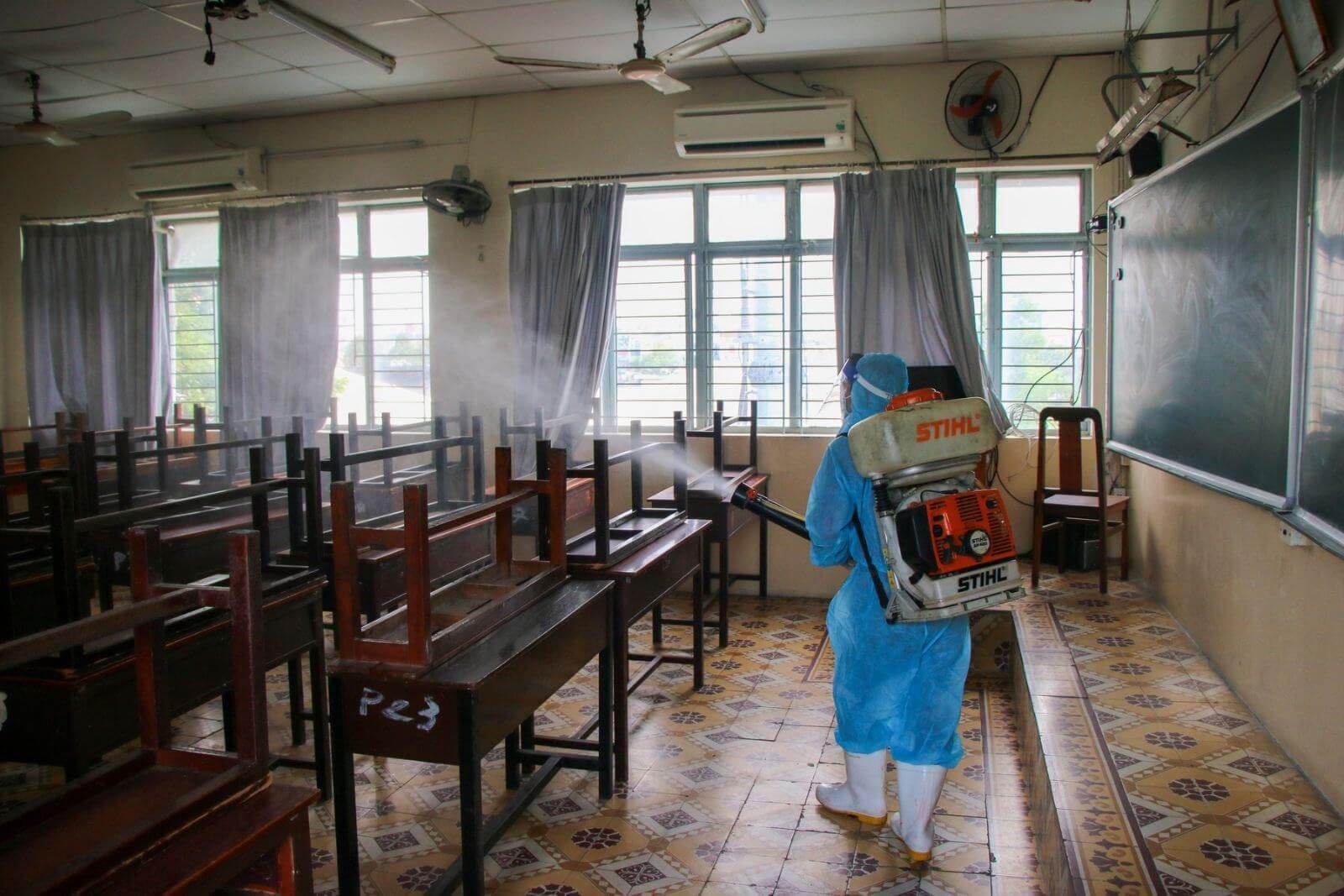 Học sinh TP.HCM đi học trở lại, lịch kiểm tra học kỳ 1 thay đổi ra sao? 33 Học sinh TP.HCM đi học trở lại, lịch kiểm tra học kỳ 1 thay đổi ra sao? 22